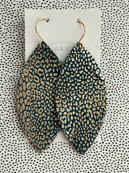 Mini Cheetah Print Feathers