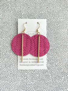 Braided pink circle with gold bar